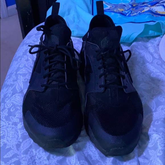 Nike Air Huarache Triple black - Picture 2 of 5